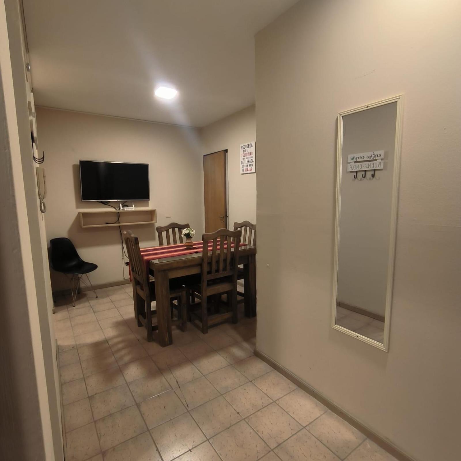 Departamento Temporario Céntrico Mendoza Esterno foto
