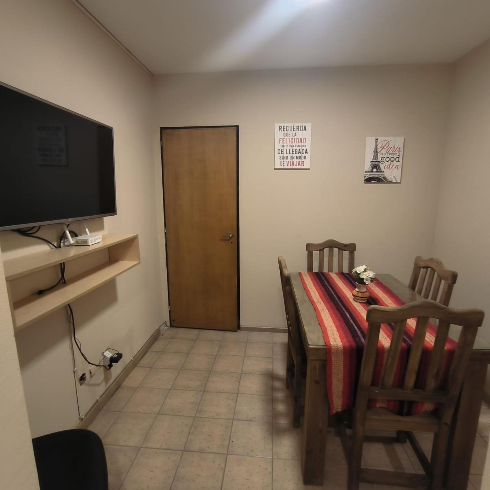 Departamento Temporario Céntrico Mendoza Esterno foto